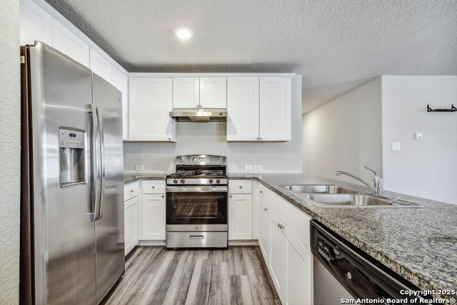 Listing photo id 9 for 10407 De Gonzalo