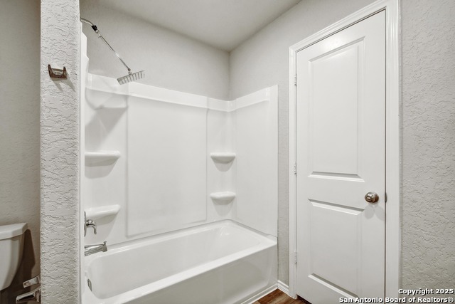 Listing photo id 13 for 10407 De Gonzalo
