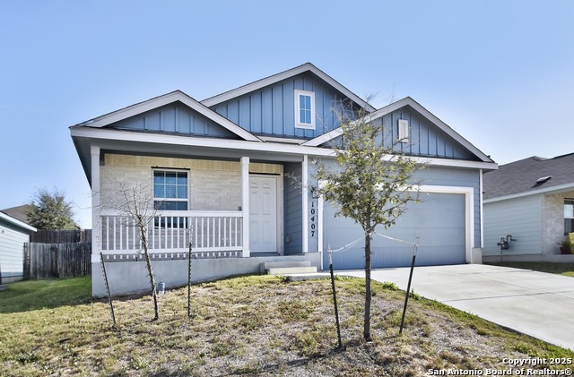 Listing photo id 0 for 10407 De Gonzalo
