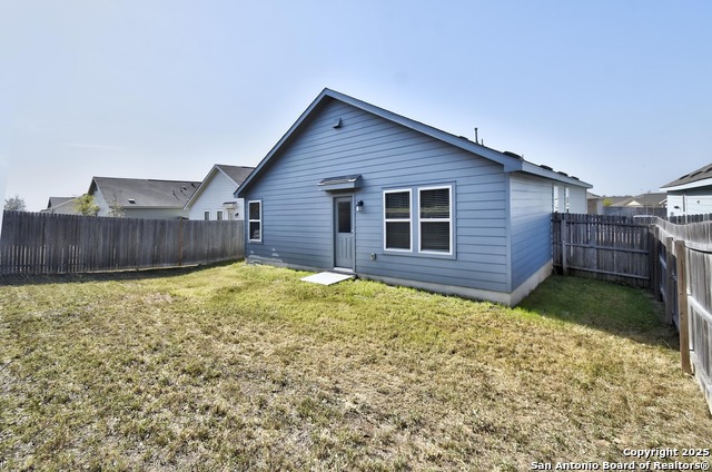 Listing photo id 23 for 10407 De Gonzalo