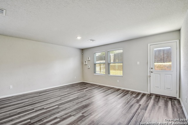 Listing photo id 5 for 10407 De Gonzalo