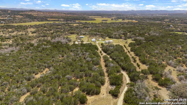 Listing photo id 29 for 3584 Privilege Creek