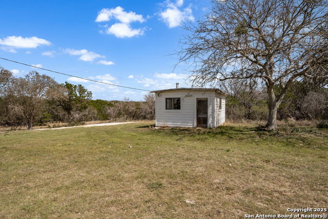 Listing photo id 44 for 3584 Privilege Creek