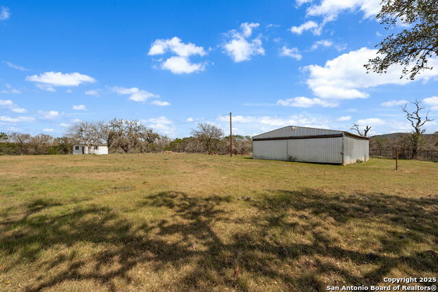Listing photo id 47 for 3584 Privilege Creek