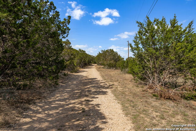 Listing photo id 62 for 3584 Privilege Creek