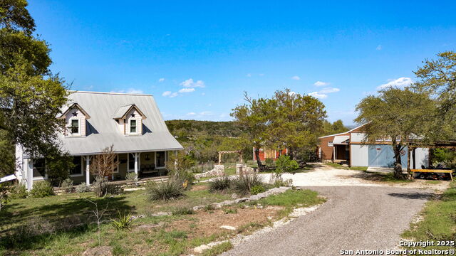 Details for 1315 Agarita, Fischer, TX 78623