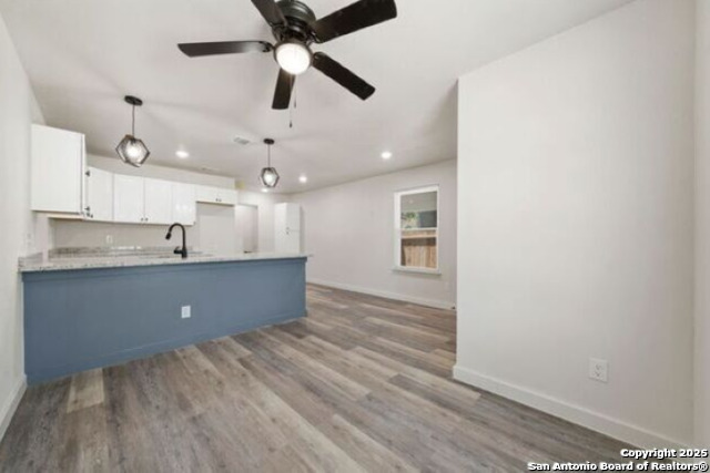 Image 3 of 15 For 2454 Wyoming St  101