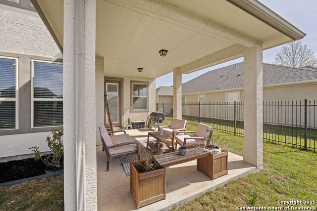 Image 23 of 29 For 8010 Cibolo View