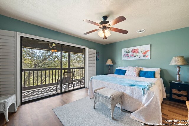 Image 11 of 19 For 421 Watts B5