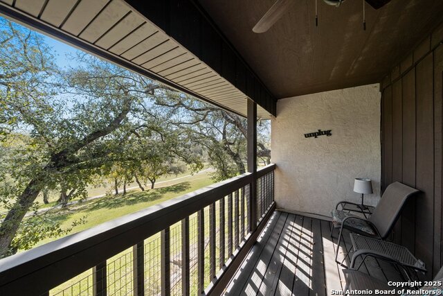 Image 16 of 19 For 421 Watts B5