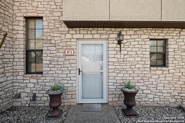 Image 2 of 19 For 421 Watts B5