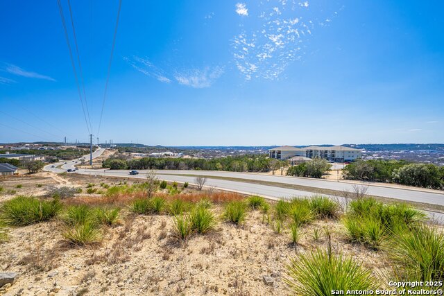 Image 10 of 19 For 0000 Holdsworth Drive N
