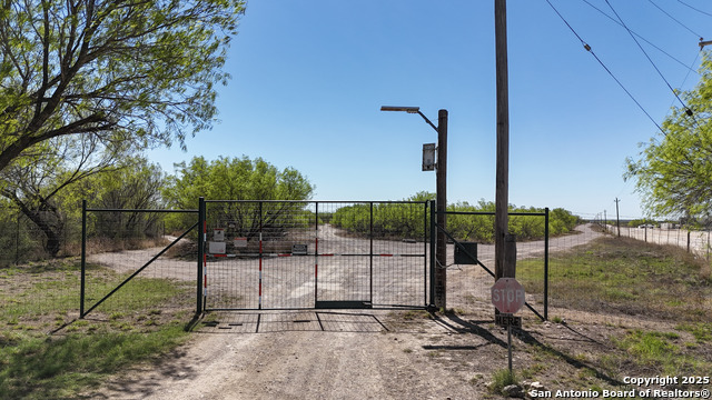 Image 16 of 40 For 0 Mines Rd