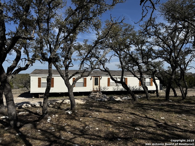 Details for 408 N County Road, Rocksprings, TX 78880