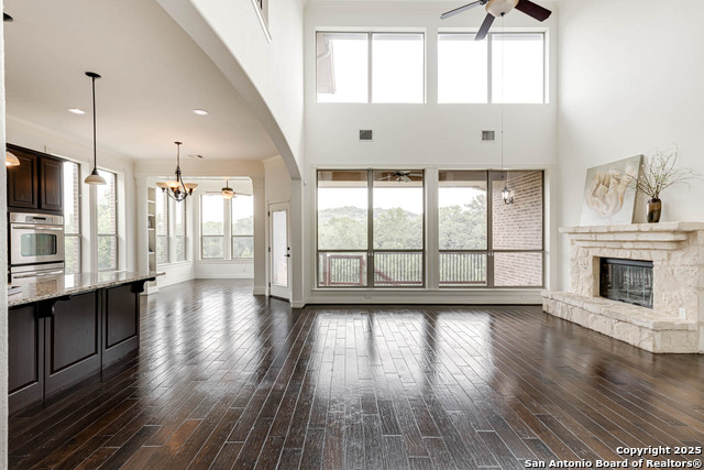 Listing photo id 11 for 7735 Stonewall Hill