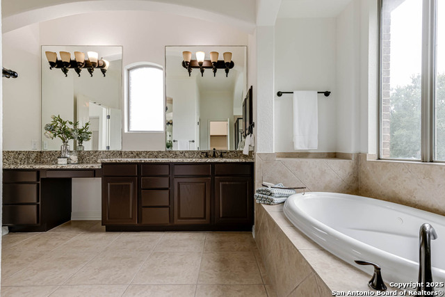 Listing photo id 26 for 7735 Stonewall Hill