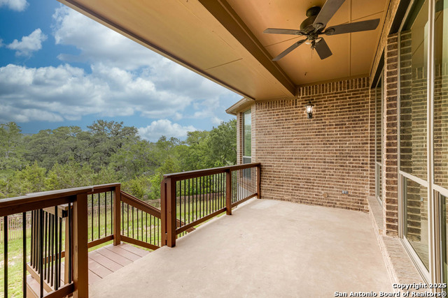 Listing photo id 40 for 7735 Stonewall Hill