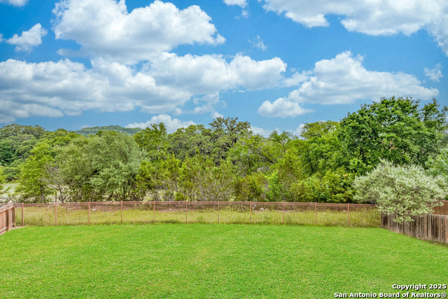 Listing photo id 41 for 7735 Stonewall Hill