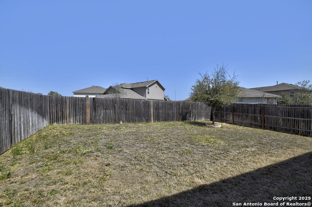 Image 24 of 45 For 4815 Swing Arc Way
