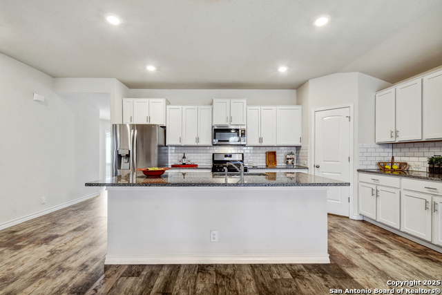 Image 8 of 45 For 4815 Swing Arc Way