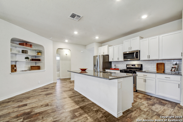 Image 9 of 45 For 4815 Swing Arc Way