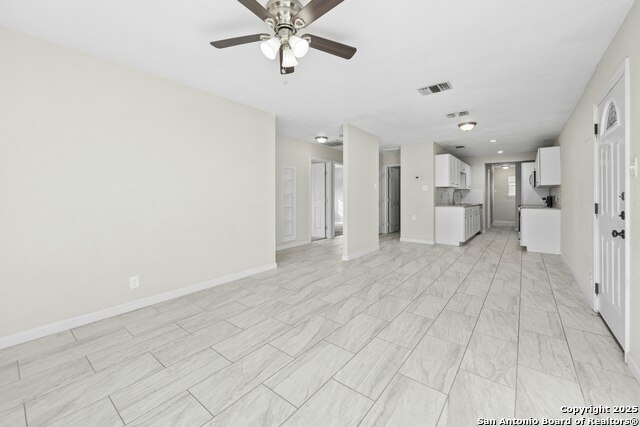 Image 10 of 36 For 915 Stonegate