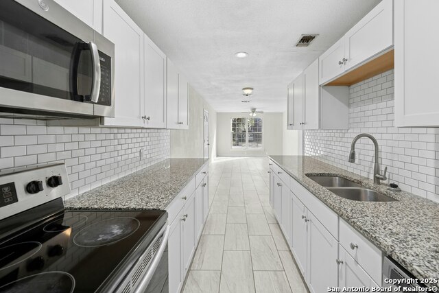 Image 13 of 36 For 915 Stonegate