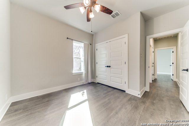 Listing photo id 15 for 1467 Cedar Grove