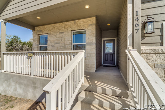 Listing photo id 1 for 1467 Cedar Grove