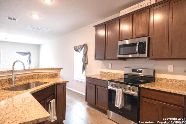 Listing photo id 5 for 3431 Andromeda Way