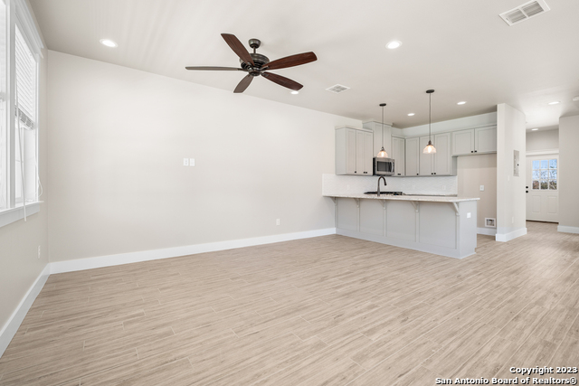 Image 10 of 32 For 295 East Ave S
