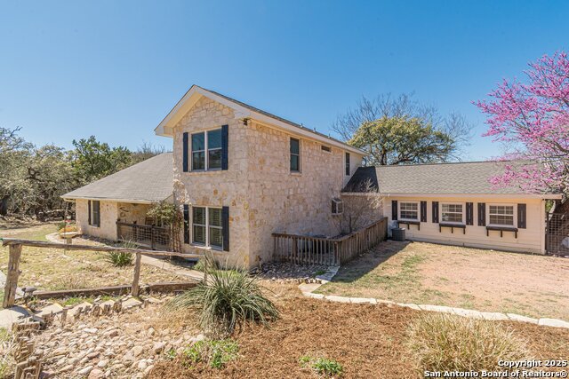 Details for 191 Campfire Circle, Fredericksburg, TX 78624