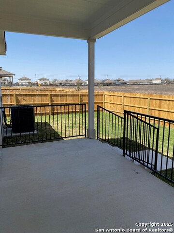 Image 6 of 8 For 2939 Angelou Street