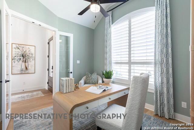 Image 23 of 33 For 421 White Oak