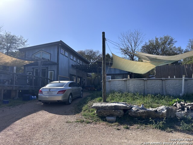 Listing photo id 7 for 16933 Ranch Road 12, Ste #b