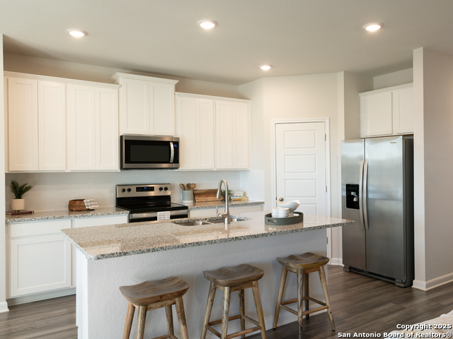 Image 2 of 37 For 9912 Paladin Ridge