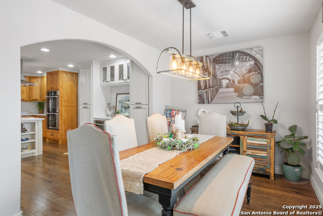 Image 37 of 62 For 608 Morse St. W