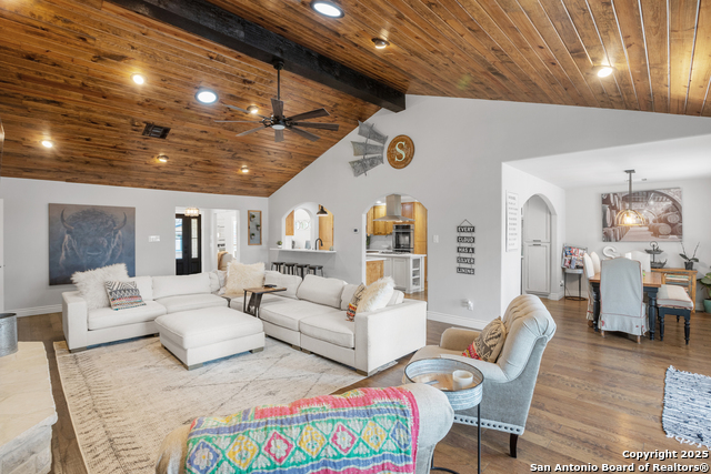 Image 39 of 62 For 608 Morse St. W