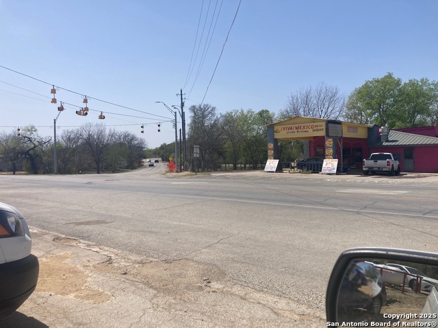 Listing photo id 2 for 000 Fm 471 Fm 471 S