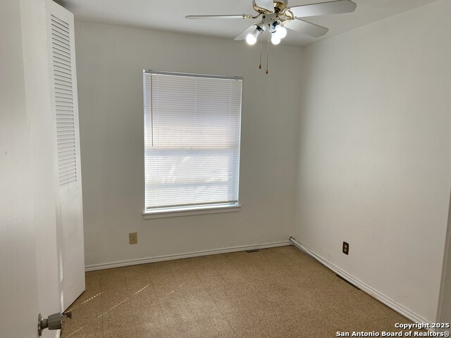 Image 7 of 24 For 4906 Pharis  