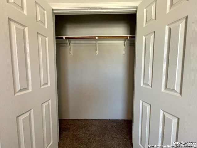 Image 17 of 22 For 6922 Crestway Rd  1