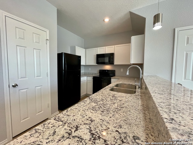 Image 3 of 22 For 6922 Crestway Rd  1