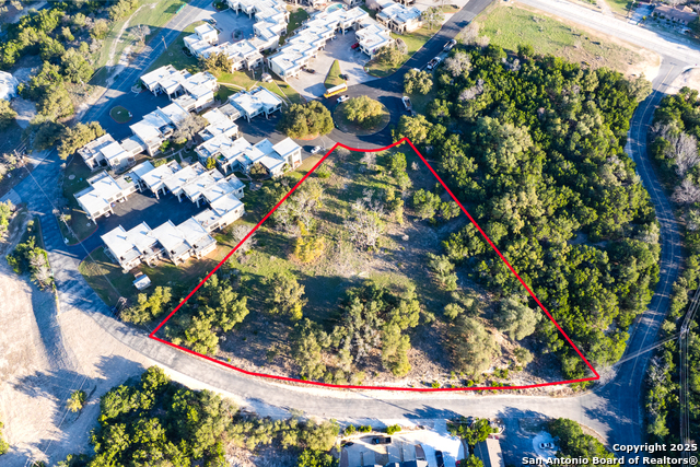 Listing photo id 0 for 5803 Circulo