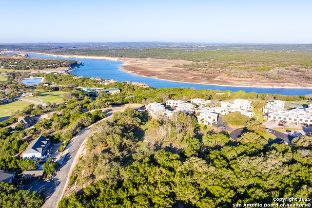 Listing photo id 4 for 5803 Circulo