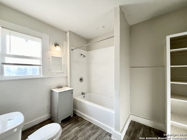 Image 12 of 19 For 319 Army Blvd  7