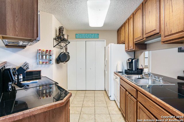Image 8 of 29 For 5435 Vista Trail