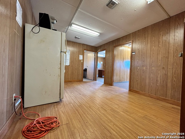 Image 17 of 45 For 6542 County Rd 152