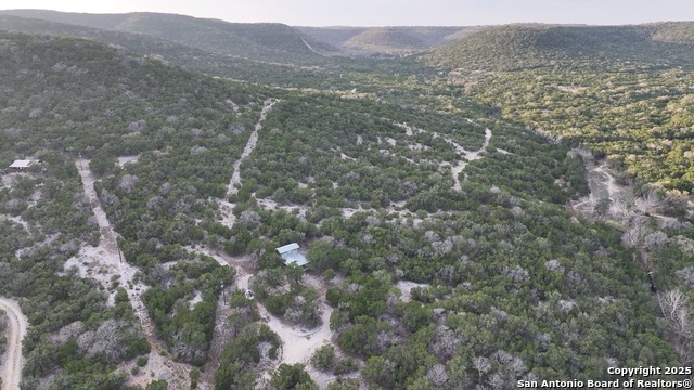 Listing photo id 9 for 382 Windmill Hill