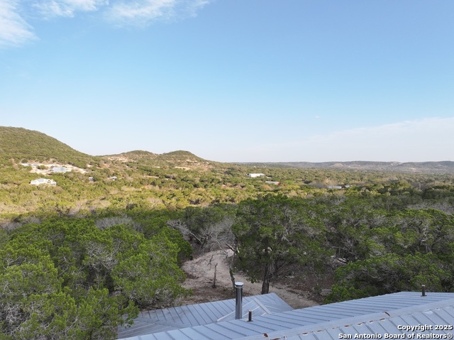 Listing photo id 14 for 382 Windmill Hill