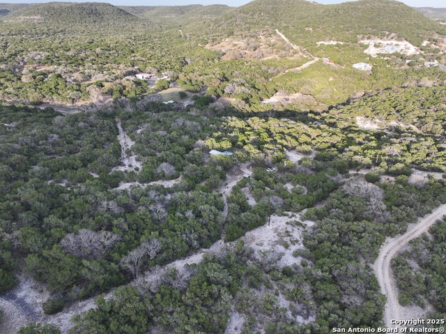 Listing photo id 1 for 382 Windmill Hill